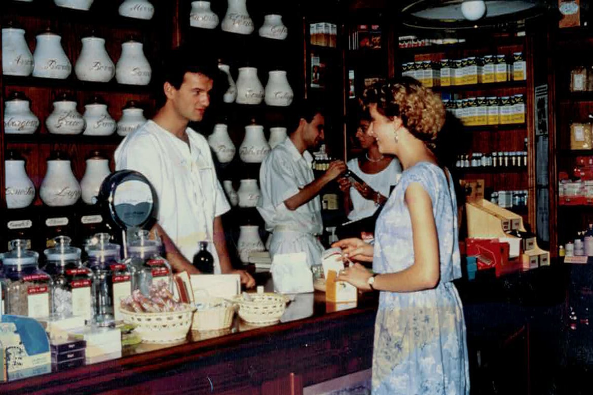 Erboristeria_Demetra_Interno_02